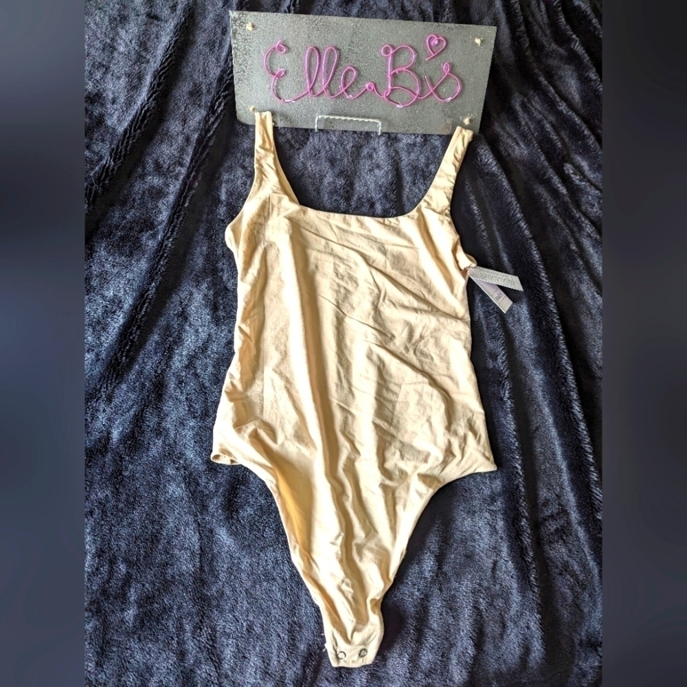 NWT Auden Beige Bodysuit XS, M